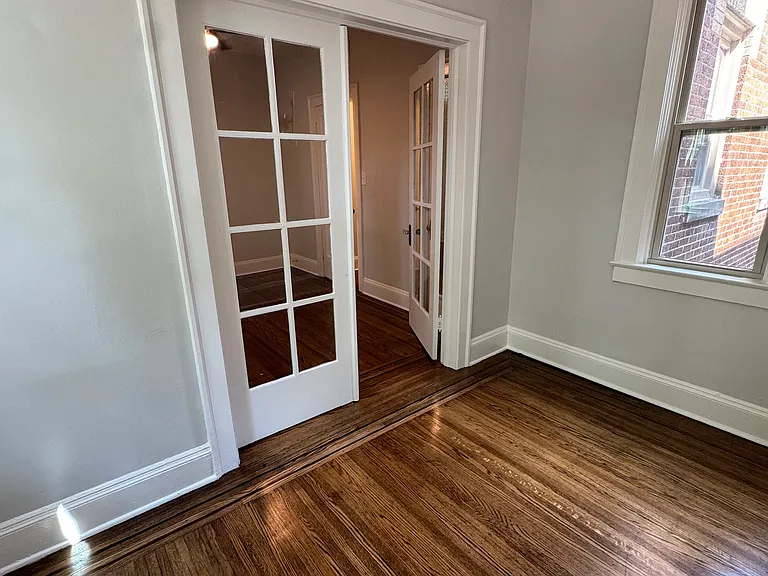 2115 Speed Ave #4 — Photo 13