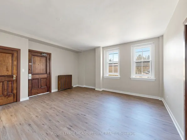 70 Mill St, Halton Hills, ON