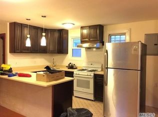 620 College Pl #1, College Point, NY 11356