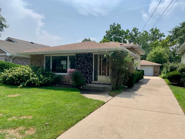 6541 Crescent Ct, Oak Lawn, IL 60453