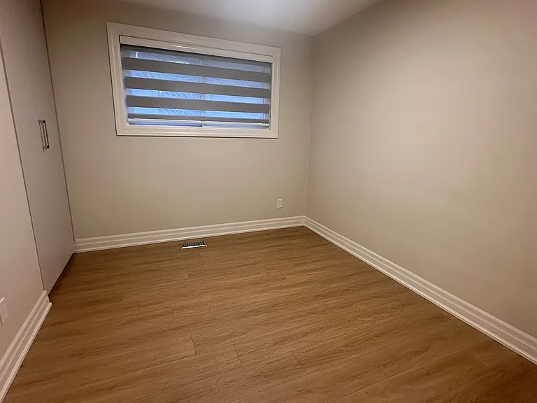 5 Empire Ct #MAIN — Photo 22