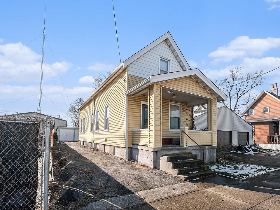 1st image of 223 Linden St