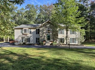 902 Tulip Tree Dr, Lebanon, PA 17042