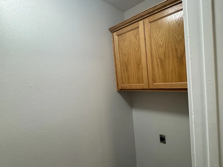 23345 Smith Rd — Photo 6
