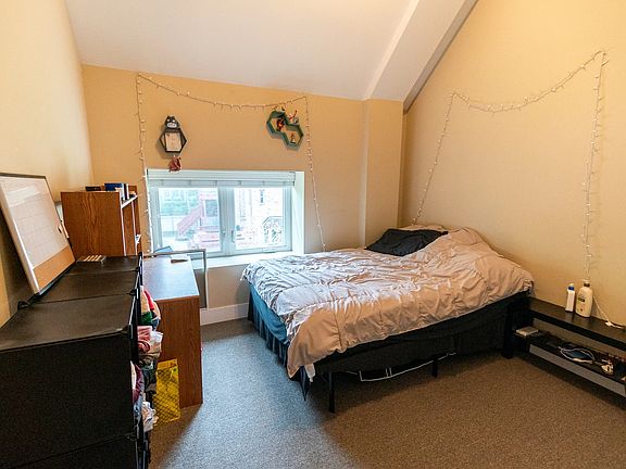 3rd image of 3140 S Indiana Ave #303