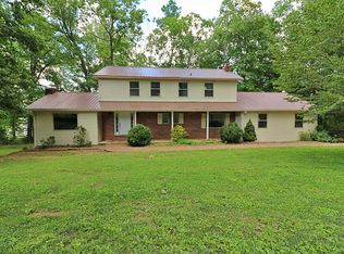 249 S Lake Dr, Oneida, TN 37841