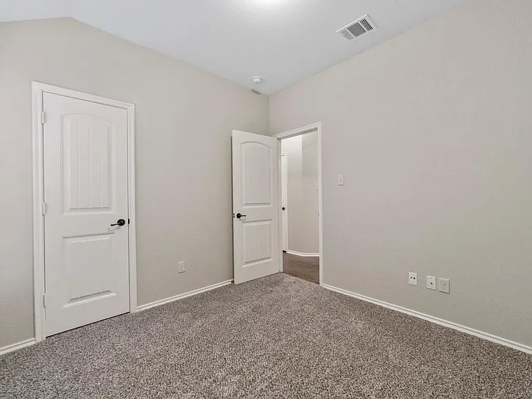 9901 Pronghorn Rd — Photo 22