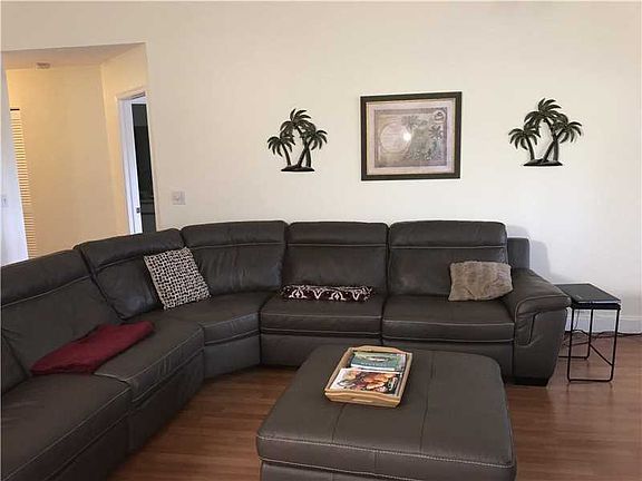 4th image of 3234 Laurel Oaks Ln