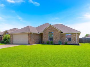 1210 Shelby Dr, Seagoville, TX 75159