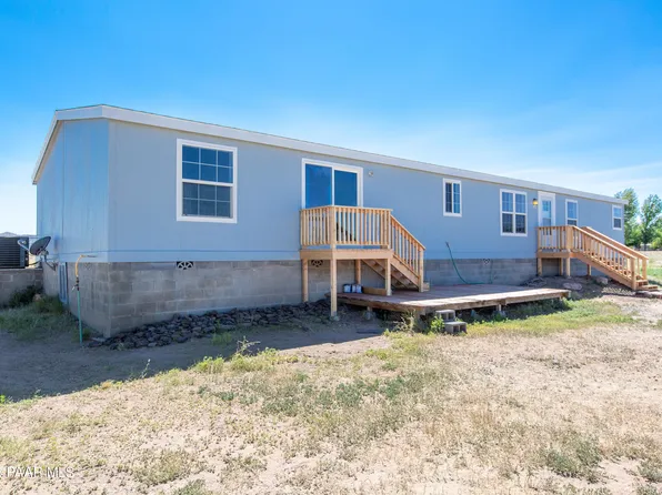 21605 N Roberts Rd, Paulden, AZ 86334