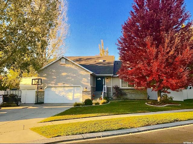 1st image of 849 E Willow Wood Dr