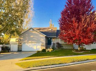 849 E Willow Wood Dr, Draper, UT 84020
