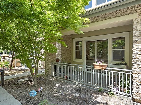 3rd image of 2834 Paseo Ln