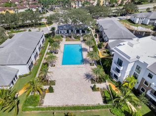250 W Hidden Valley Blvd, Boca Raton, FL 33487