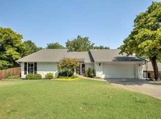 711 Sunny Brook Dr, Edmond, OK 73034