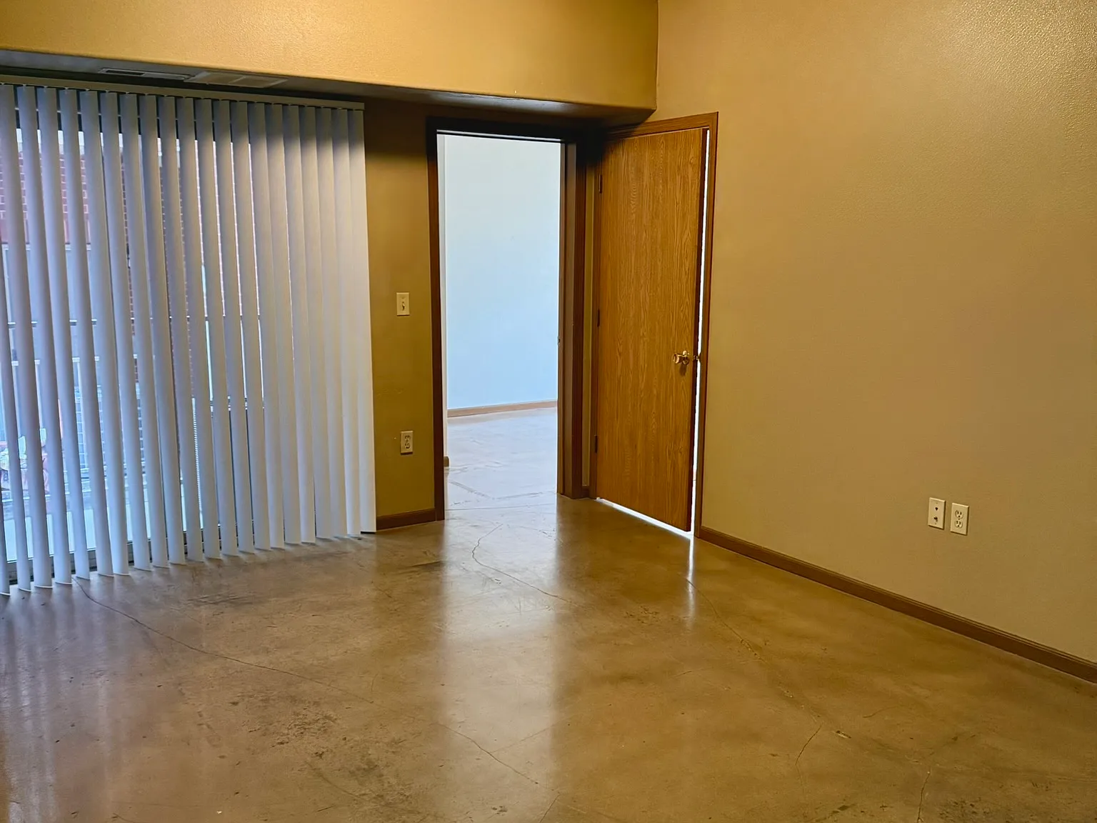 4 bed, 1246 sqft, $2,724 — Photo 4