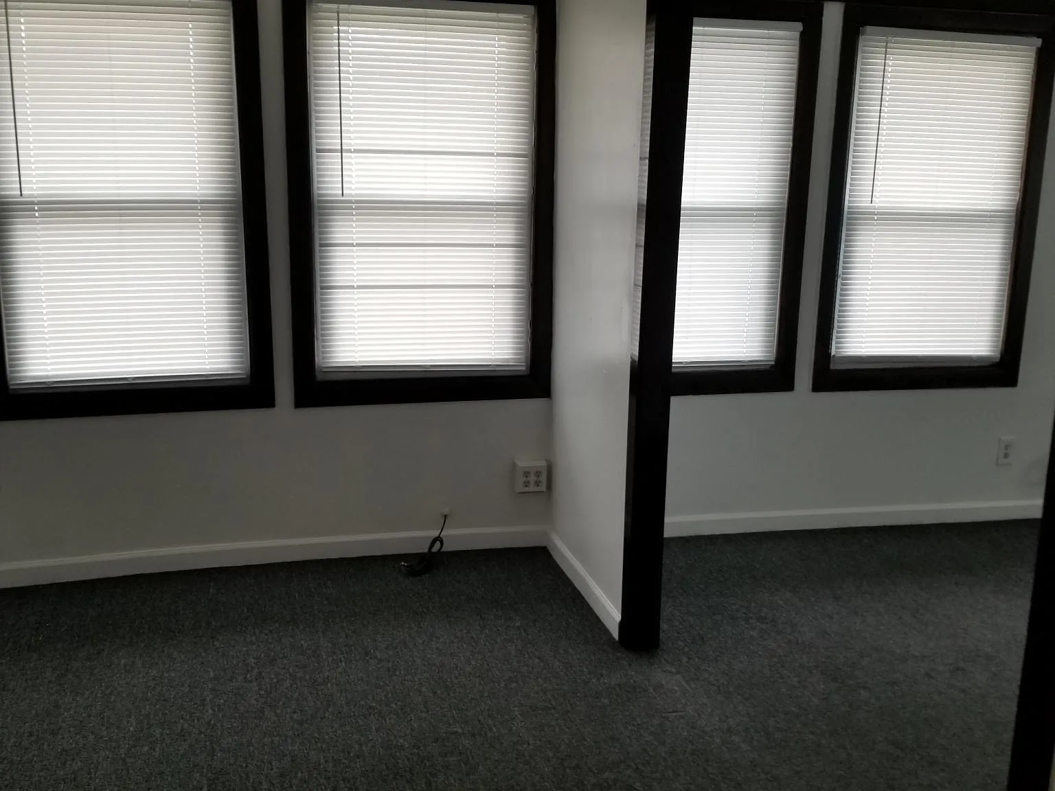 4 bed, 1900 sqft, $1,795 — Photo 2