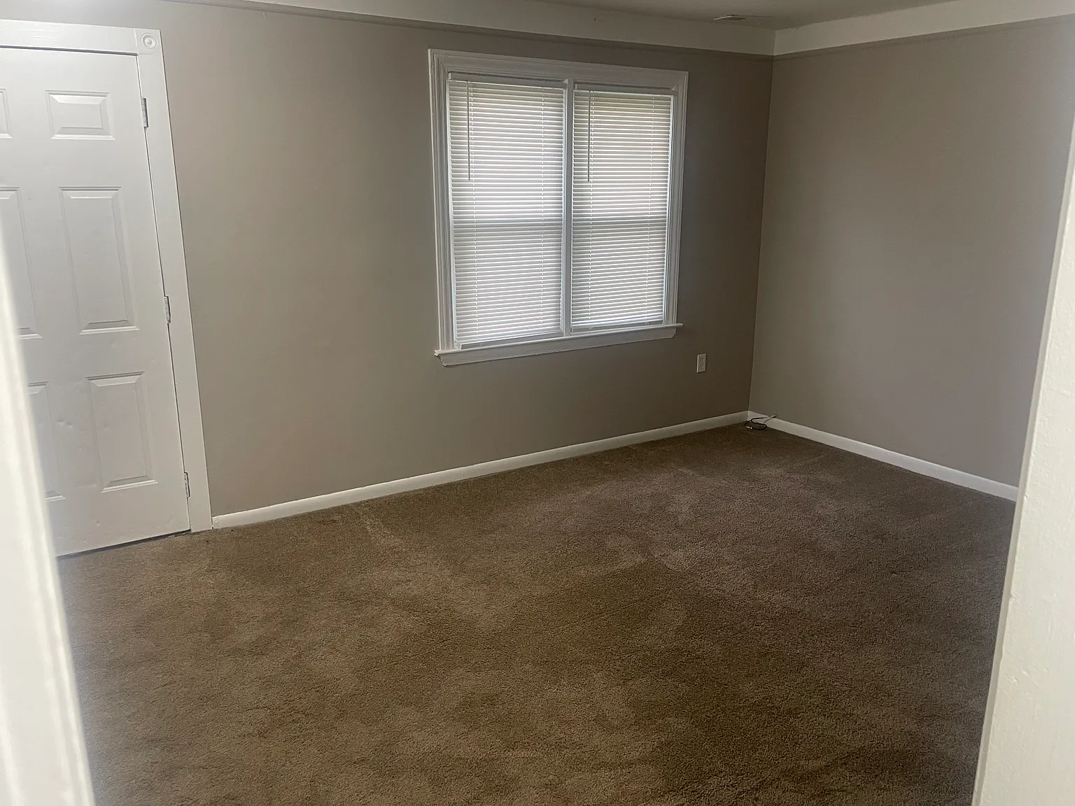 3 bed, 1136 sqft, $1,400 — Photo 4