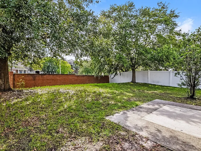 1254 Blackwater Pond Dr — Photo 16