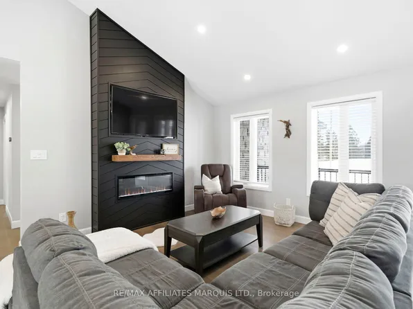 6836 James Cres, South Glengarry, ON K0C 2E0