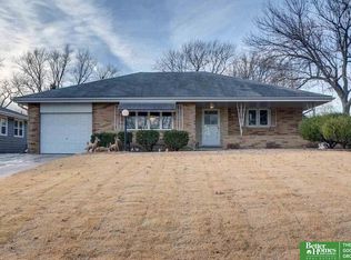 7802 S 36th St, Bellevue, NE 68147
