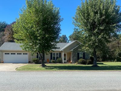 716 Gemcrest Dr NE, Conover, NC, 28613