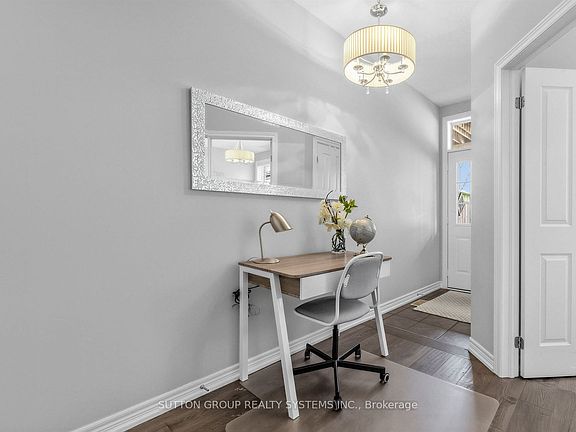 4th image of 4165 Upper Middle Rd #17