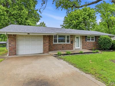 1685 Saint Loretto Dr, Florissant, MO, 63033