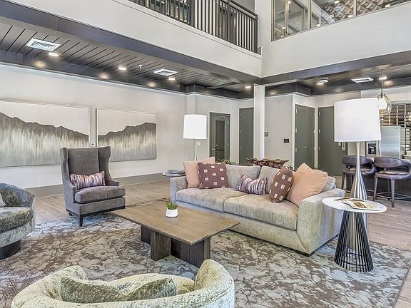 4th image of 1040 Enclave Piney Ln #1-210