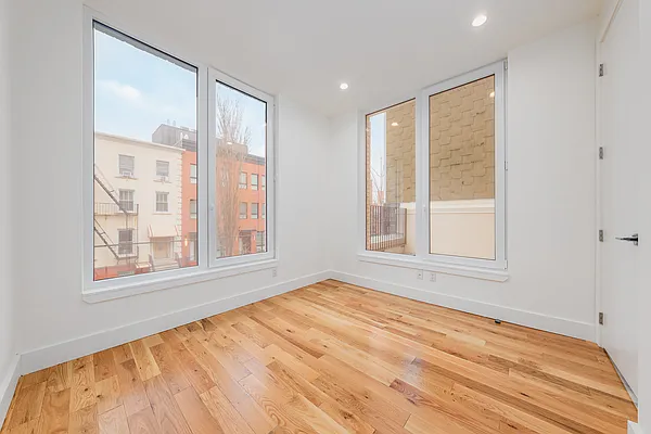 Rented by Unique Developers | media 18