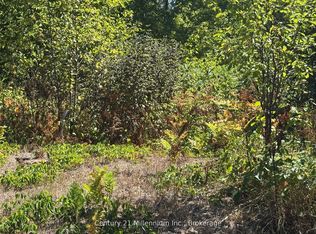 931 River Rd E, Wasaga Beach, ON L9Z2P4