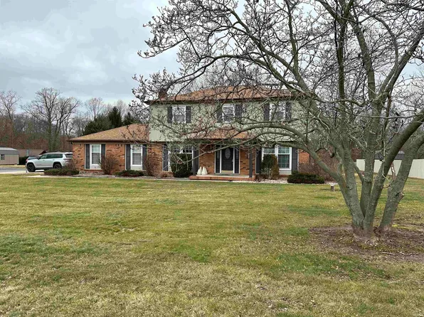 1746 S Riverview Rd, Peru, IN 46970