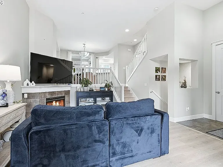 11380 SW Barber St — Photo 1