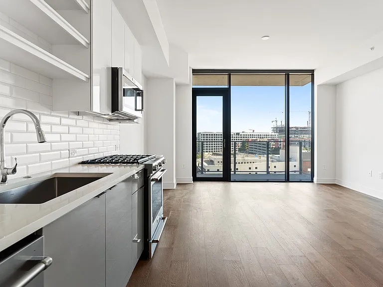 Seven88 West Midtown — Photo 24