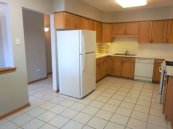 5th image of 650 South Ln #707