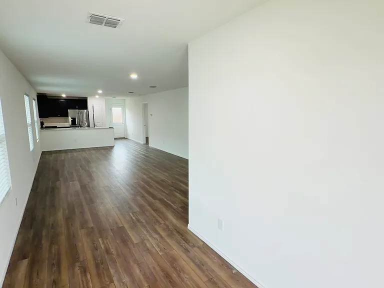 7520 Gray Wolf Ln — Photo 5