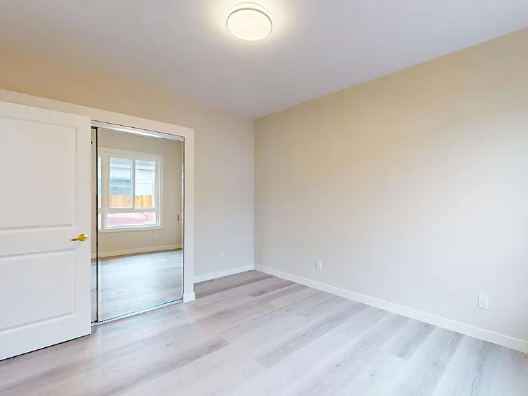 976 Masson Ave — Photo 11