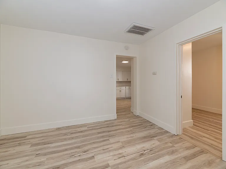 1036 Jackson St NW #2 — Photo 10