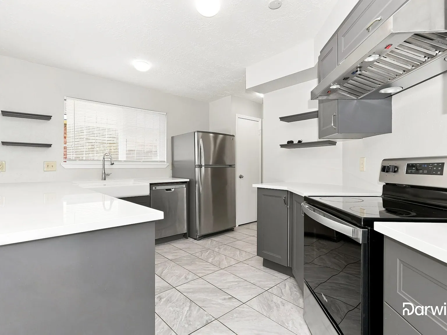 3 bed, 2.0 bath, 1664 sqft, $1,715 — Photo 2