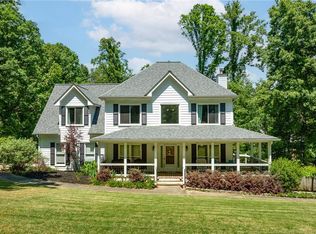 5910 Nachoochee Trl, Flowery Branch, GA 30542