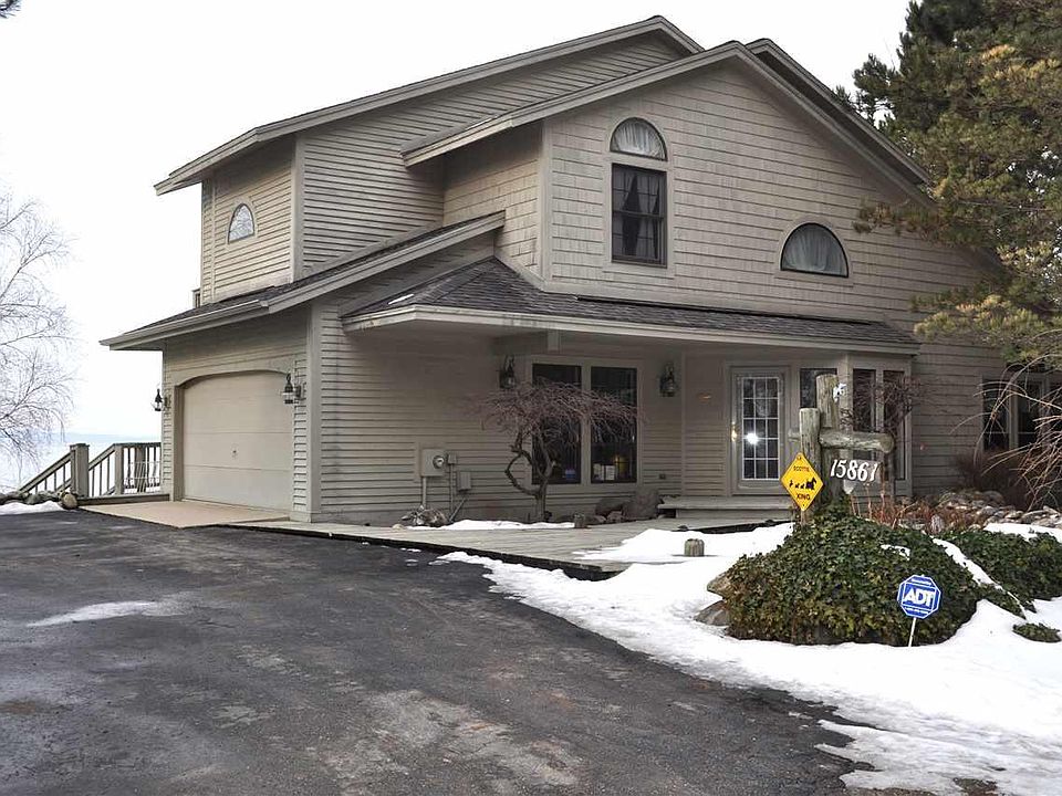 1st image of 15861 Birch Dr