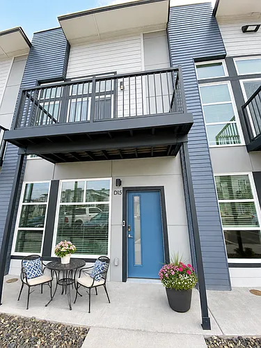 200 Canyon Pkwy Photo 1