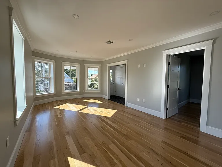 95 Grant St #2 — Photo 7