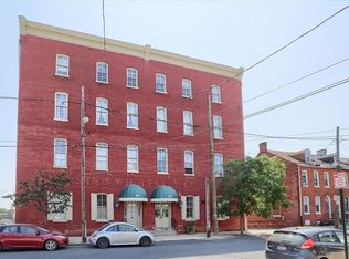 231 N Shippen St APT 321, Lancaster, PA 17602