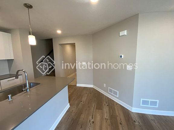 5th image of 10946 Zest St NE Suite A