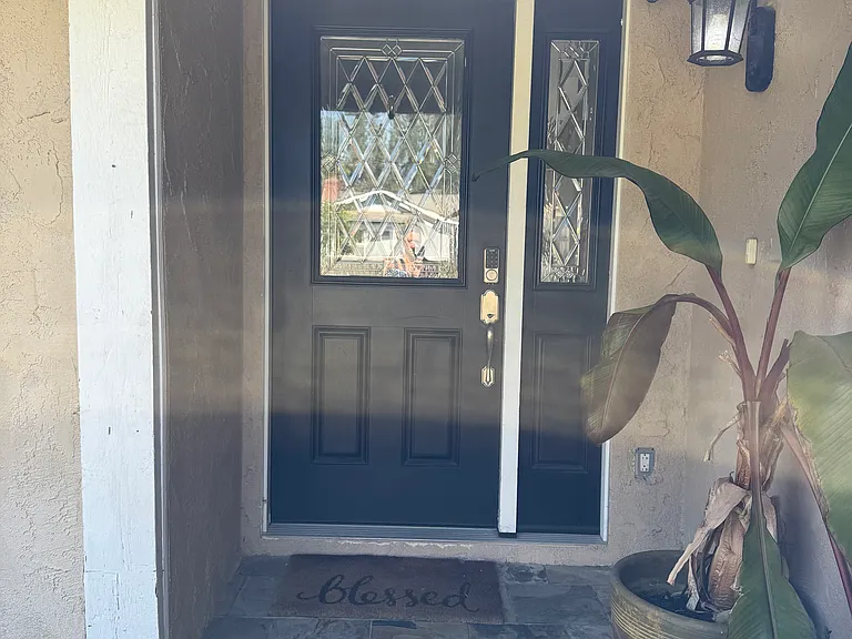 1330 N Hollis Ave — Photo 3
