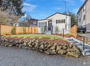 8525 10th Ave NW, Seattle, WA 98117