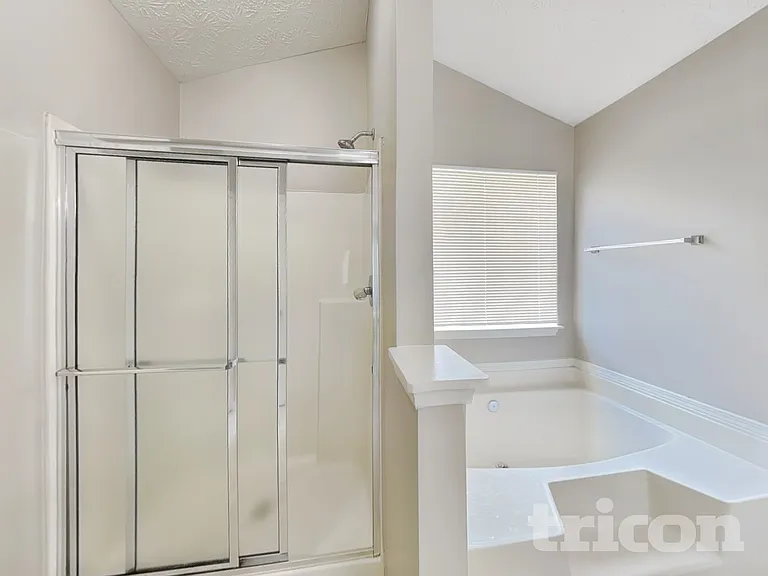 931 Tilford Point Pl — Photo 10