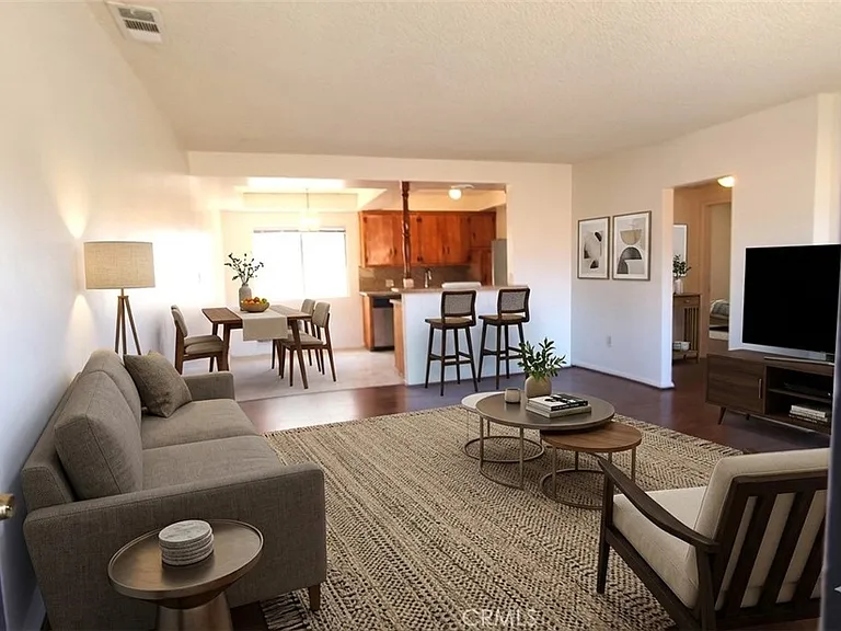308 N Primrose Ave #D — Photo 1
