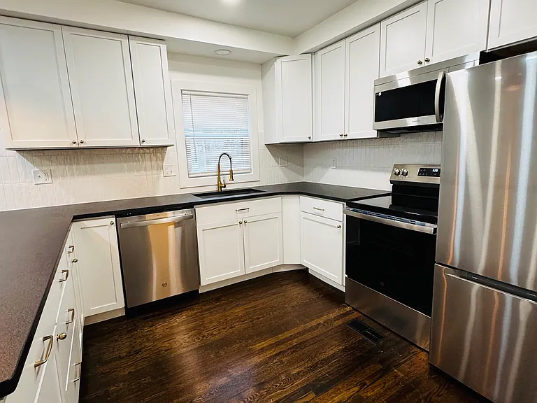 3732 Bellefontaine Ave — Photo 4